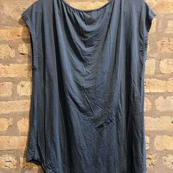 Soft & Stylish Blue Cap Sleeve Top - Green Envelope (Size Large) - Picture 3 of 4